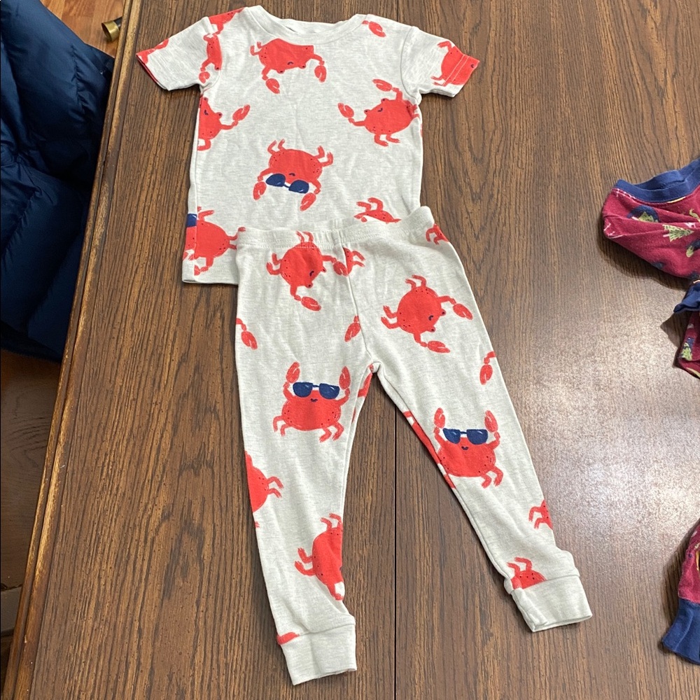 “5/$20” Carter’s baby bundle size 18 months - Picture 2 of 5